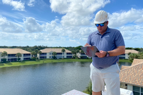 Experience top quality roof maintenance with our dedicated contractor from Universal Contracting and Solar in Fort Myers. Ensuring your roof's prime condition.